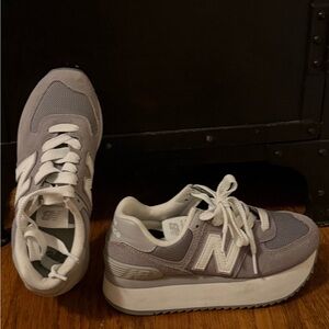 New Balance Women's White and Gray Sneakers
